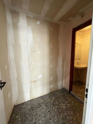 Local comercial en alquiler en Montequinto en Dos Hermanas