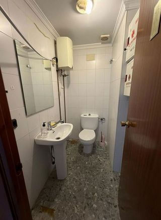 Local comercial en alquiler en Montequinto en Dos Hermanas