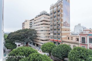 Piso en alquiler en Centro en Almería