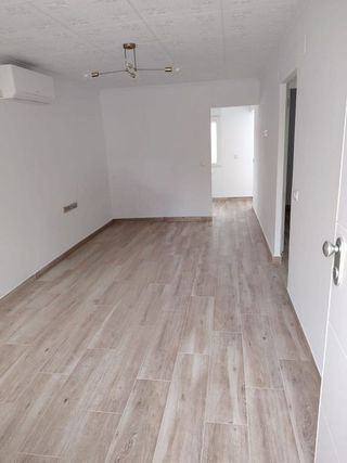 Piso en alquiler en La Siesta - El Salado - Torreta en Torrevieja