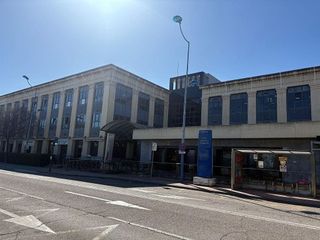 Oficina en alquiler en Triana Oeste en Sevilla