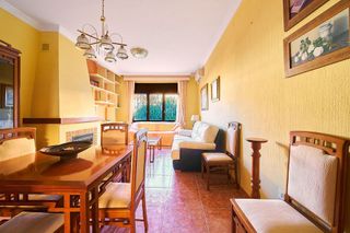 Casa pareada en alquiler en Turre