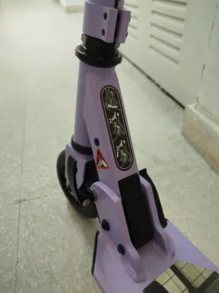 Patinete infantil morado