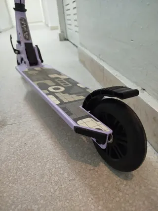 Patinete infantil morado