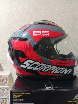 Casco de moto Scorpion talla M