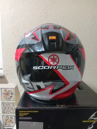 Casco de moto Scorpion talla M
