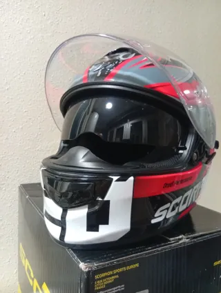 Casco de moto Scorpion talla M