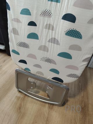 Tabla de planchar con altura regulable