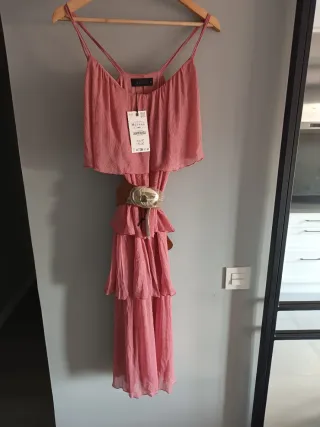 Vestido Zara Talla M con cinturón