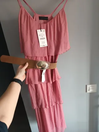 Vestido Zara Talla M con cinturón