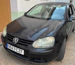 Volkswagen Golf 2004