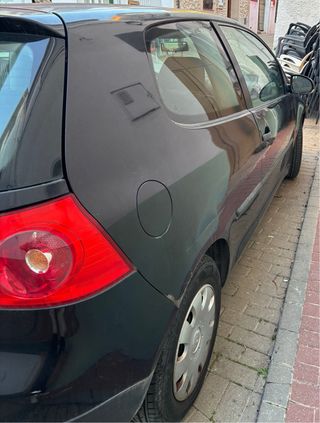 Volkswagen Golf 2004