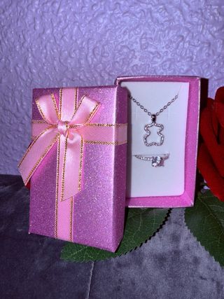 Conjunto joyas Tous Anillo y collar.