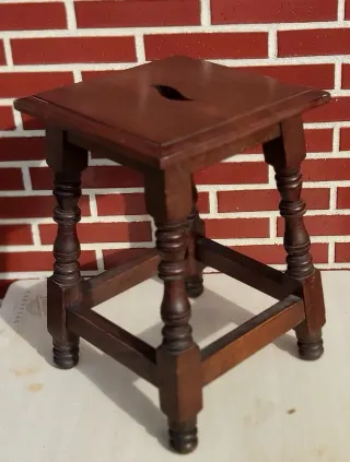 Banqueta rústica de madera