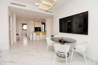 Piso en venta en San Miguel de Salinas