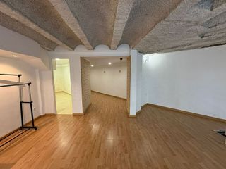 Local comercial en alquiler en La Petxina en Valencia