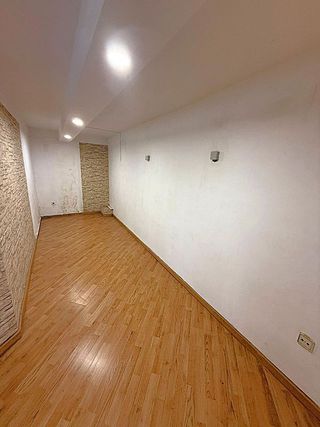 Local comercial en alquiler en La Petxina en Valencia