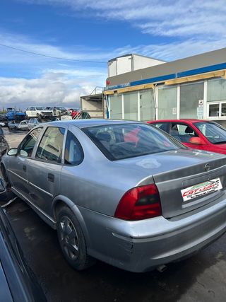 Despiece Opel Vectra B