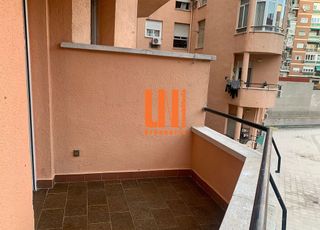 Piso en alquiler en Pacífico en Madrid