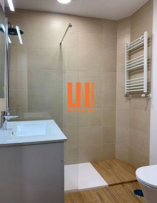 Piso en alquiler en Pacífico en Madrid