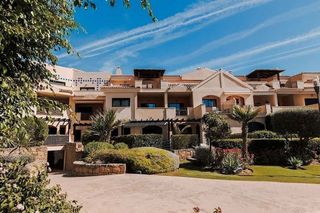 Ático en alquiler en Puerto Banús en Marbella