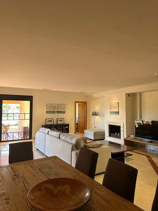 Ático en alquiler en Puerto Banús en Marbella