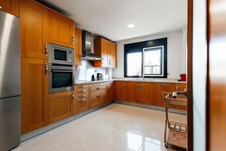 Ático en alquiler en Puerto Banús en Marbella