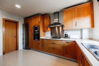 Ático en alquiler en Puerto Banús en Marbella