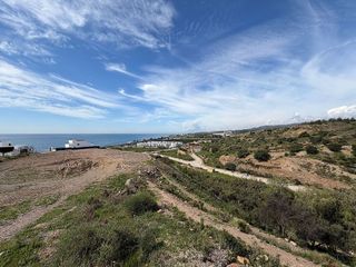 Casa adosada en alquiler en Benajarafe – Almayate en Vélez-Málaga