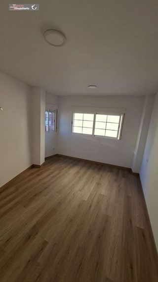 Piso en alquiler en Plaza de Toros - Santa Rita en Almería