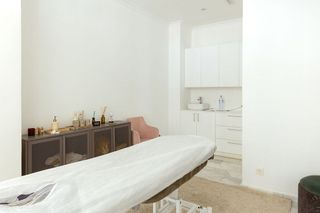 Local comercial en alquiler en San Pedro de Alcántara pueblo en Marbella