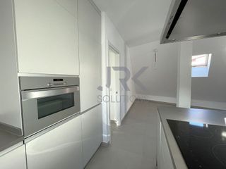 Ático en alquiler en Nueva España en Madrid