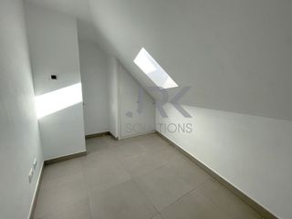 Ático en alquiler en Nueva España en Madrid