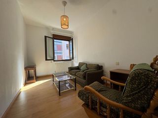 Piso en alquiler en Aller