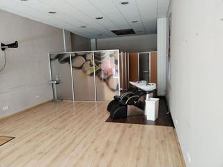 Local comercial en alquiler en El Llano en Gijón