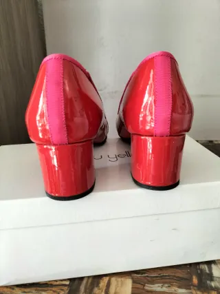 Zapatos tacón marca YELLOW MELLOW, FRANCESA.