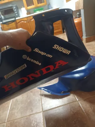 Carenado circuito Cbr600rr 2005-2006