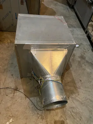 Campana extractora con motor y filtros