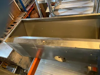 Campana extractora con motor y filtros