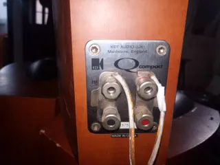 Altavozes KEF serie Q Madera Home Cinema