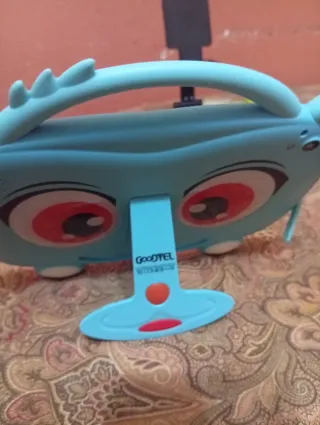 Tablet Infantil Educativa Azul y Verde va lenta