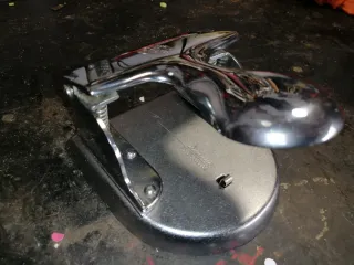 Perforadora doble El Casco