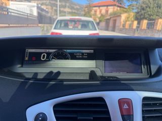 Renault Scenic 1.9 dCi 130 CV | ¡SOLO 122.000