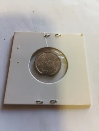 5 Pesetas 1996 con fallo de cospel