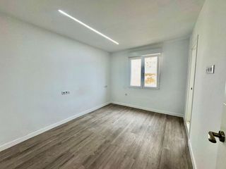 Piso en alquiler en El Llano en Gijón