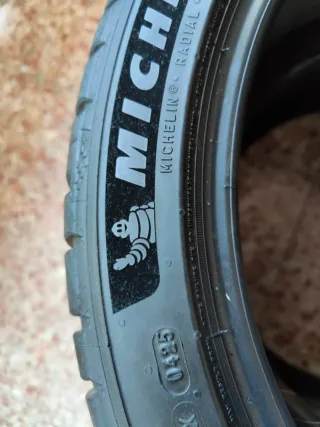 Neumáticos Michelin Pilot Sport 5 245/40/r 18