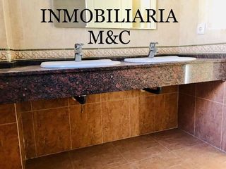 Casa pareada en alquiler en Utrera