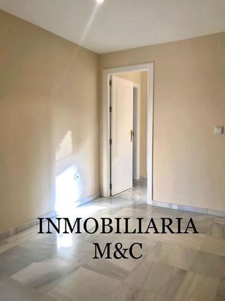 Casa pareada en alquiler en Utrera