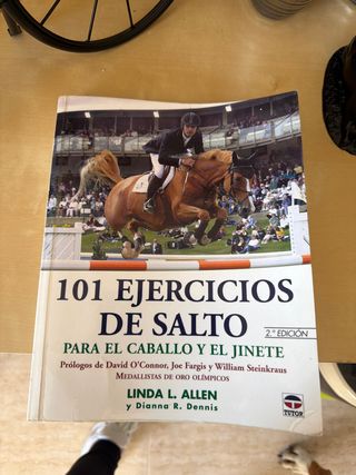 101 EJERCICIOS DE SALTO PARA EL CABALLO Y EL JI...