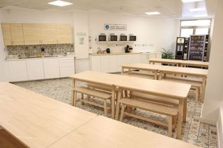 Oficina en alquiler en Castillejos en Madrid